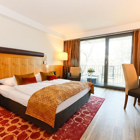 Favorite Parkhotel Майнц Екстериор снимка