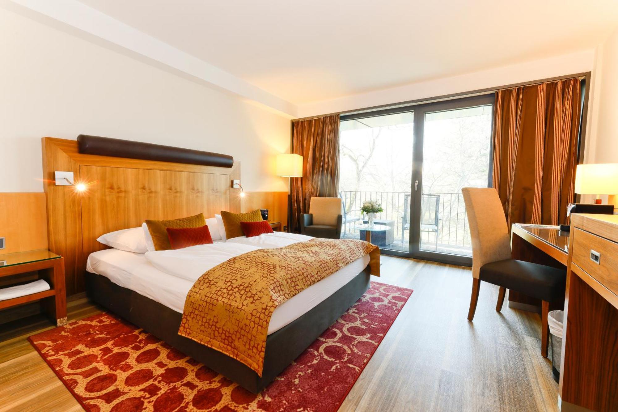 Favorite Parkhotel Майнц Екстериор снимка