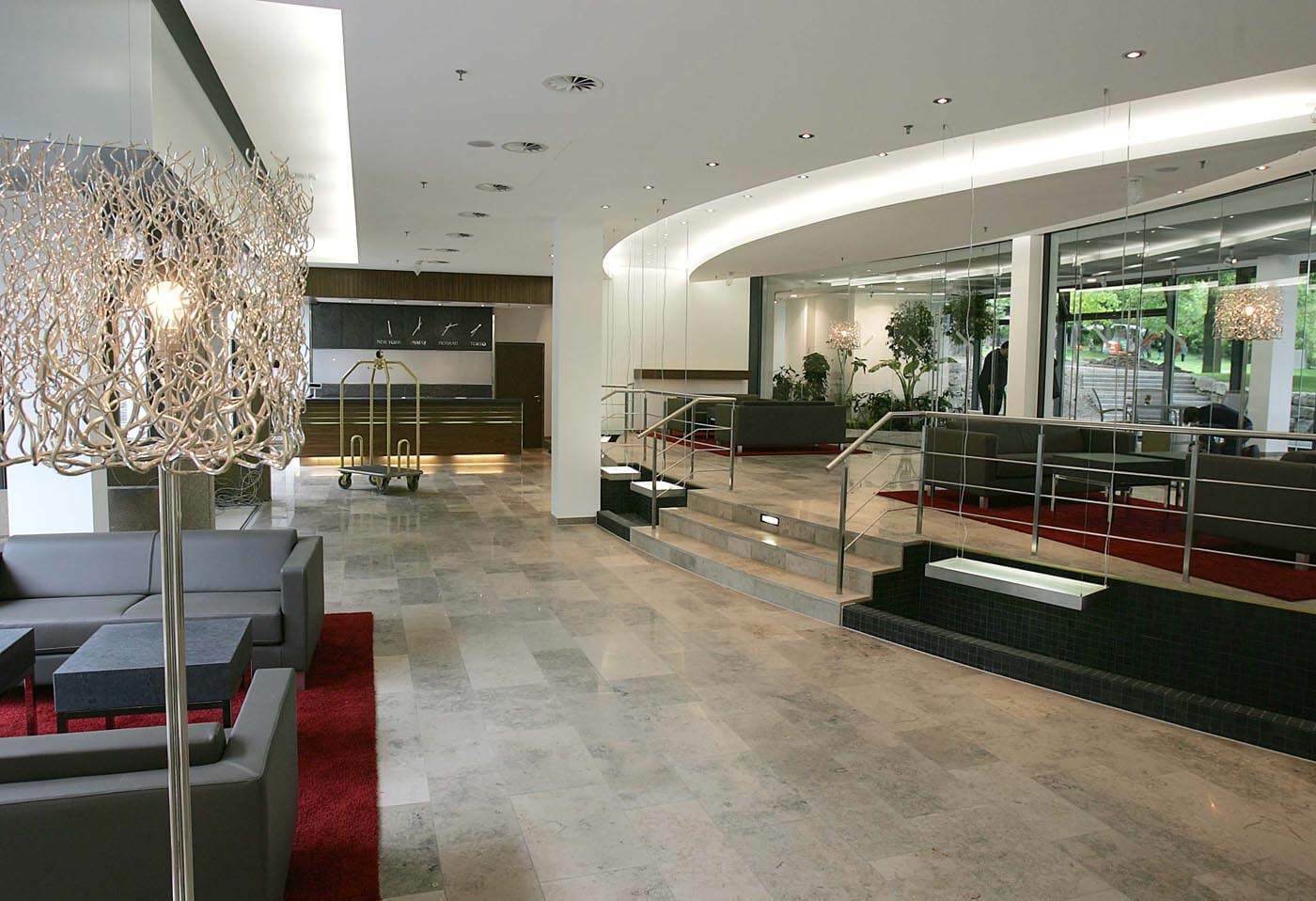 Favorite Parkhotel Майнц Екстериор снимка